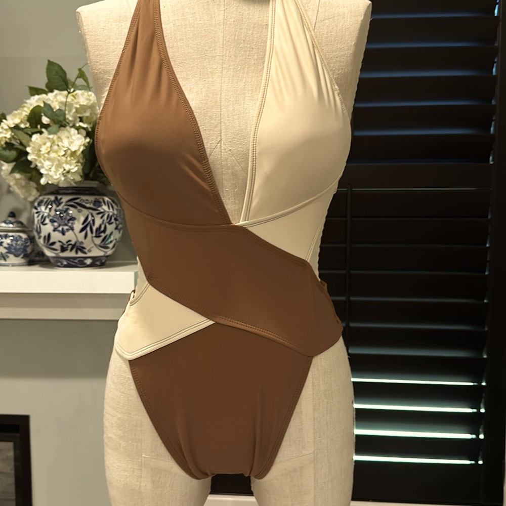 One piece, sexy swimwear